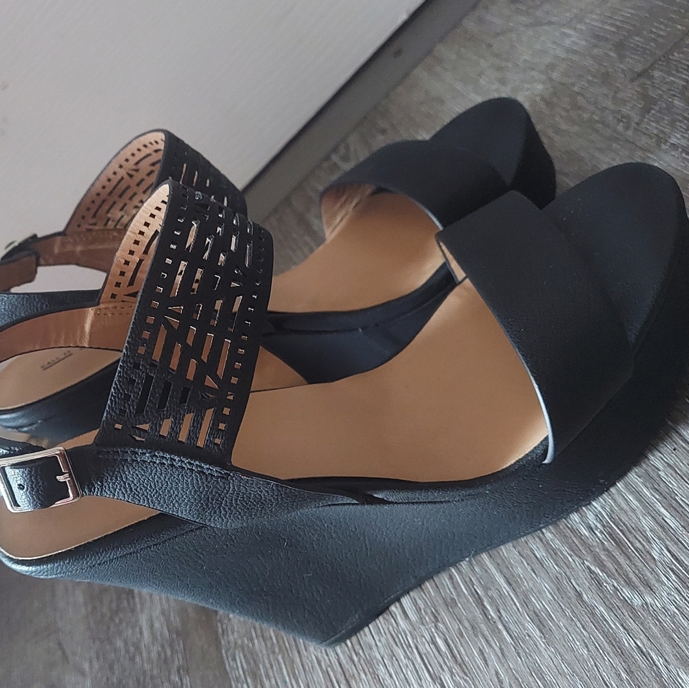 Women's Wedge (Call it spring)